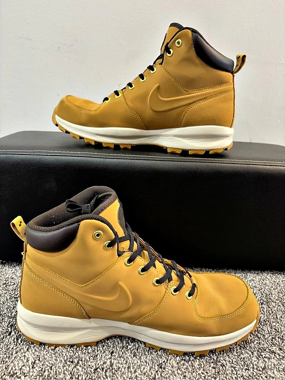 Nike Manoa Leather Boots Brown & Black US 10.5 Retail 149.99